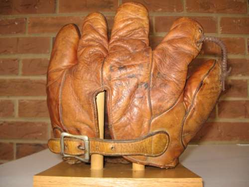 Wally Berger Davega D73 Back